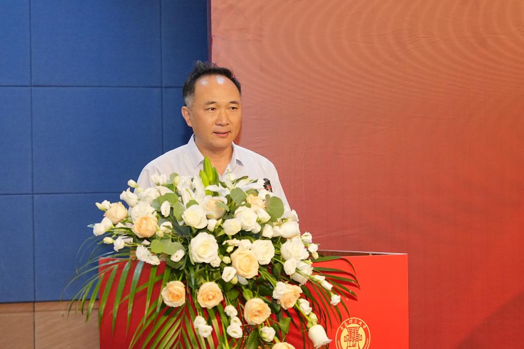 图3 球王会体育官网党委常委、副董事长郭建锋致辞